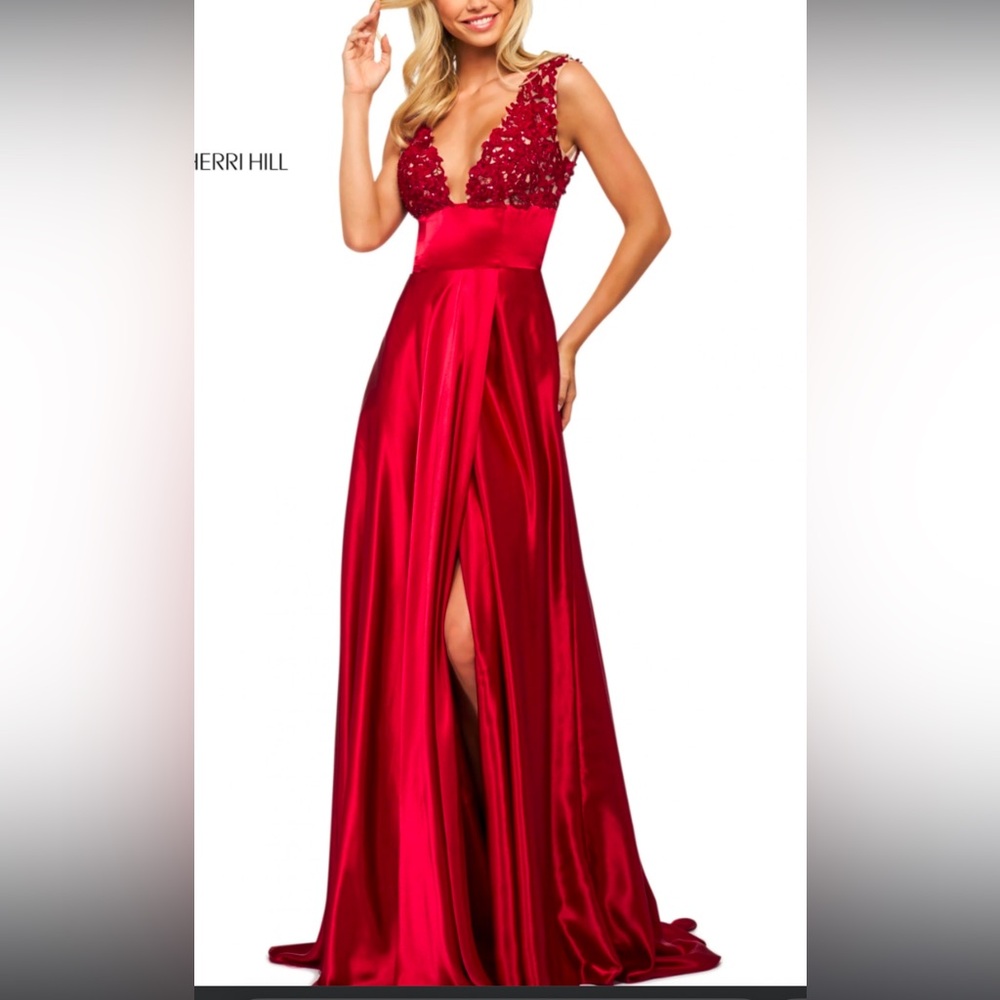 BRAND NEW with tags Sherri Hill 53767 sz 4